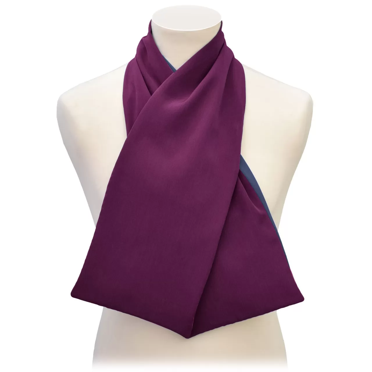Cross-scarf clothing protector - Image 2