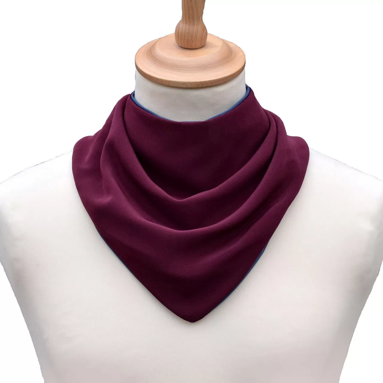 Stylish neckerchief adult bib - Image 5