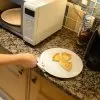 Coolhand hot plate holder - Image 3