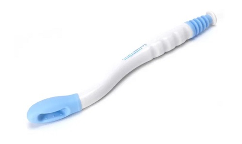 Buckingham Easywipe bottom wiper - long white plastic handle with a blue hold at the end for toilet paper