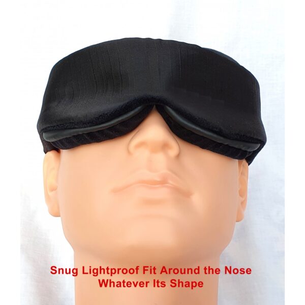 snug lightproof fit around the nose whatever its shape