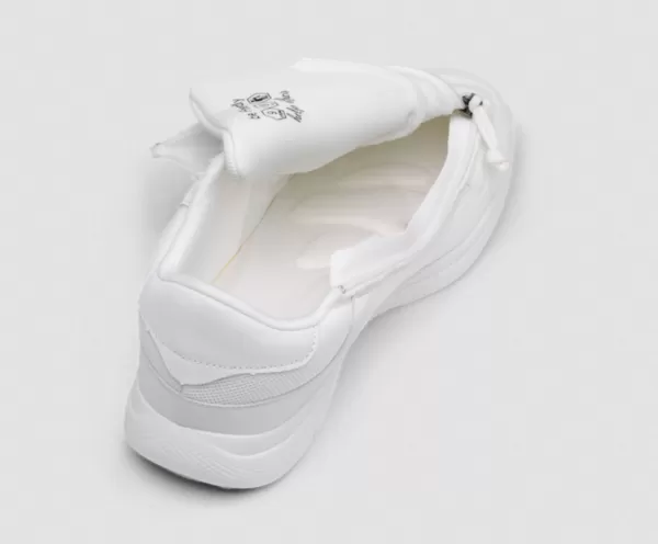 Voyage white unisex disability footwear - Image 3