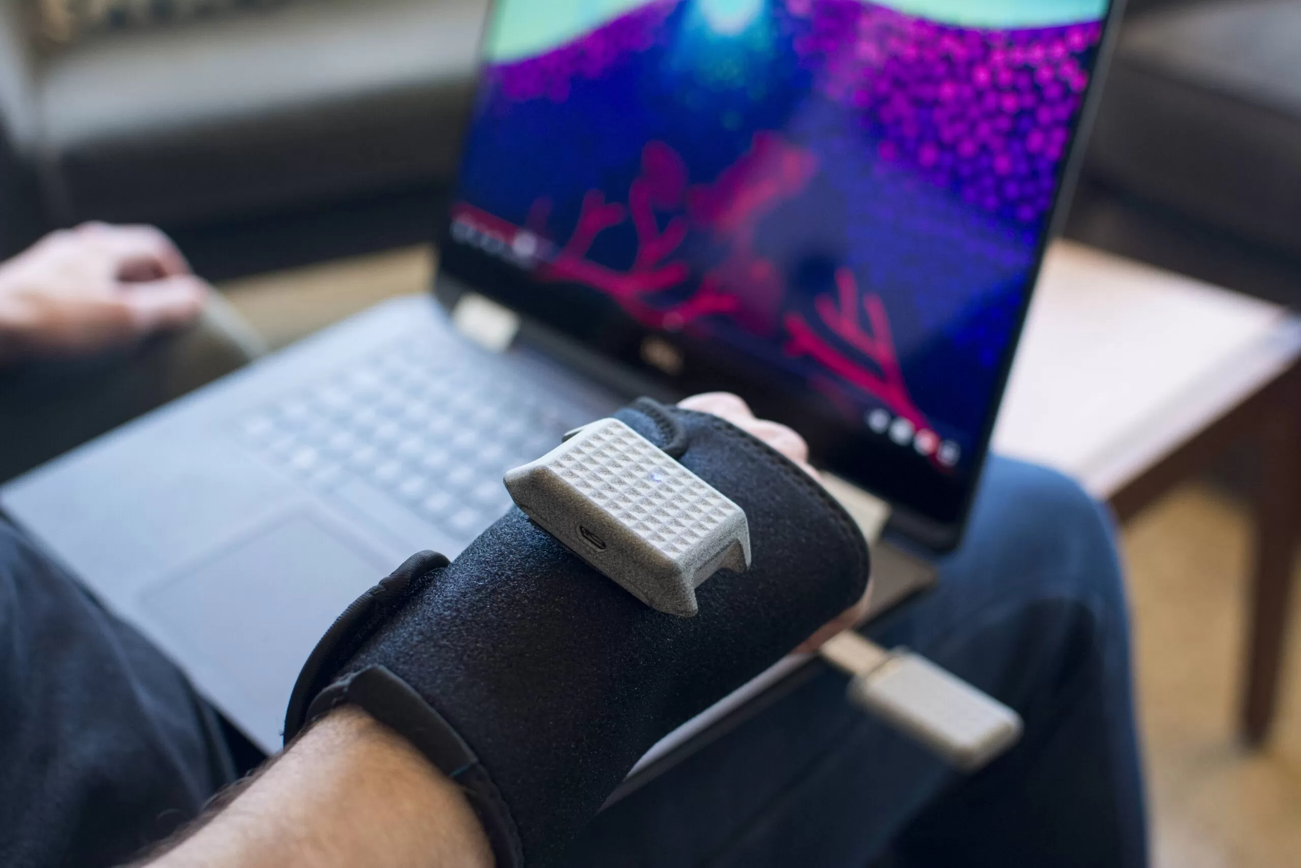 Feathertail - Ergonomic wireless wearable mouse - Image 9